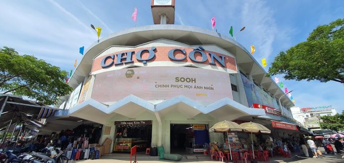 Con Market, one of the most vibrant and bustling markets in Da Nang, serves as a lively hub of local commerce and culture. Here, visitors can immerse themselves in the authentic Vietnamese experience, exploring an array of goods from fresh produce and seafood to traditional textiles and handicrafts. The market is famous for its delicious street food, where you can sample local specialties like bánh mì and various seafood dishes. The energetic atmosphere, filled with the sounds of haggling and the enticing aromas of local cuisine, makes Con Market a must-visit destination for anyone seeking to understand the heart of Da Nang's community.