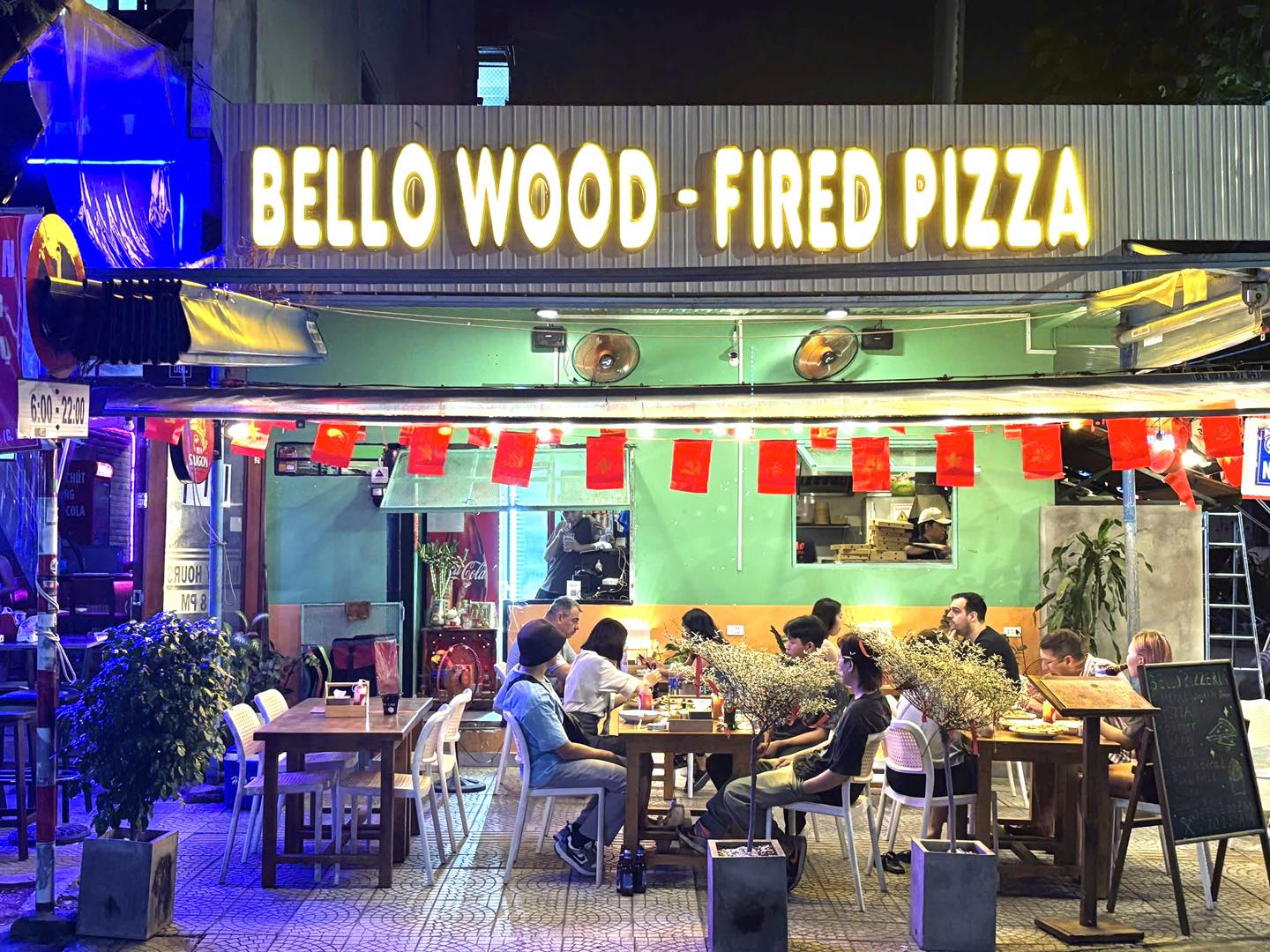 restaurants-open-during-tet-in-danang-2026 