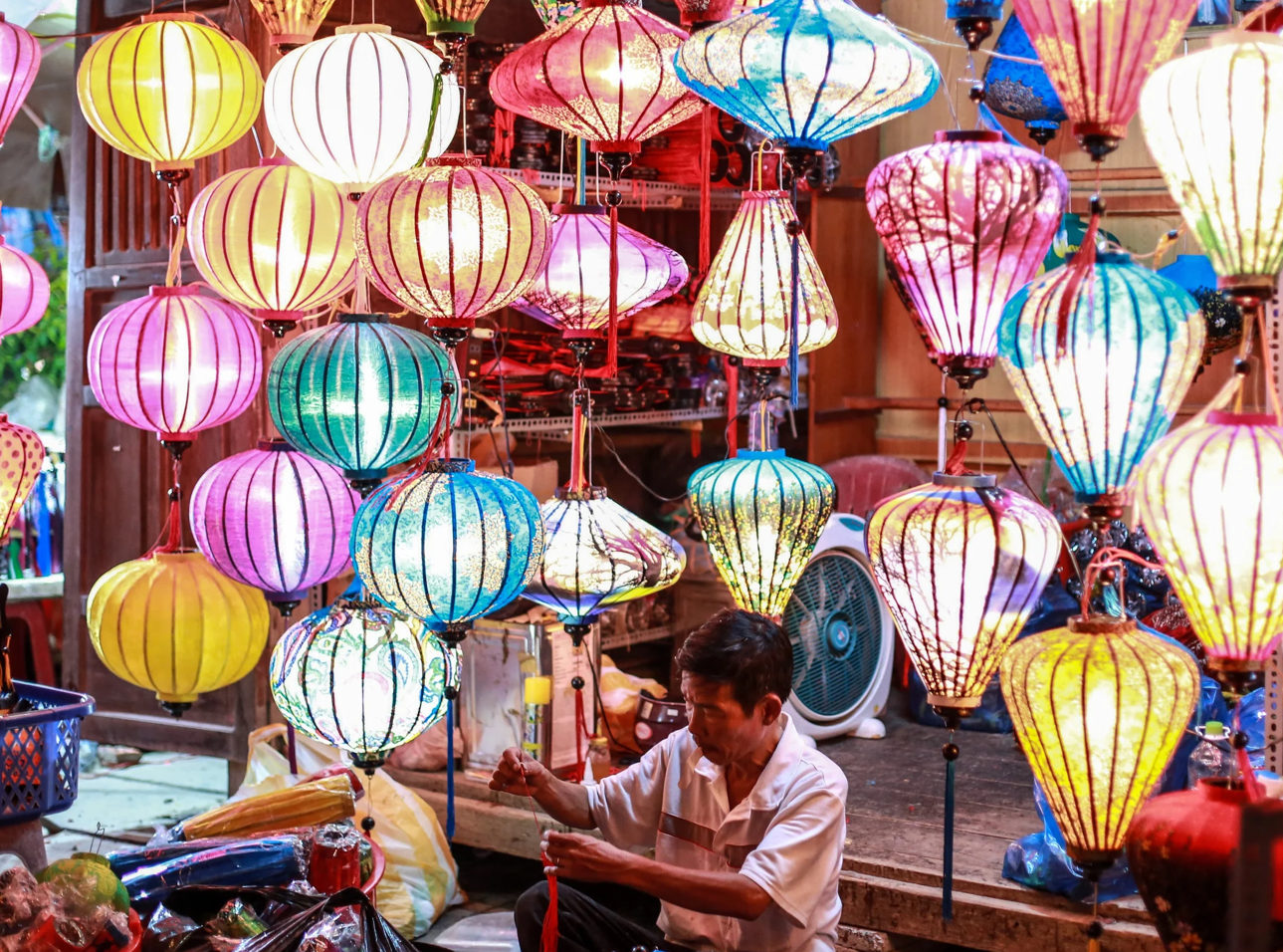 hoi an lantern artisans hoi an lantern artisans