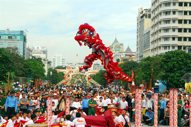 tet folk games vietnam 3