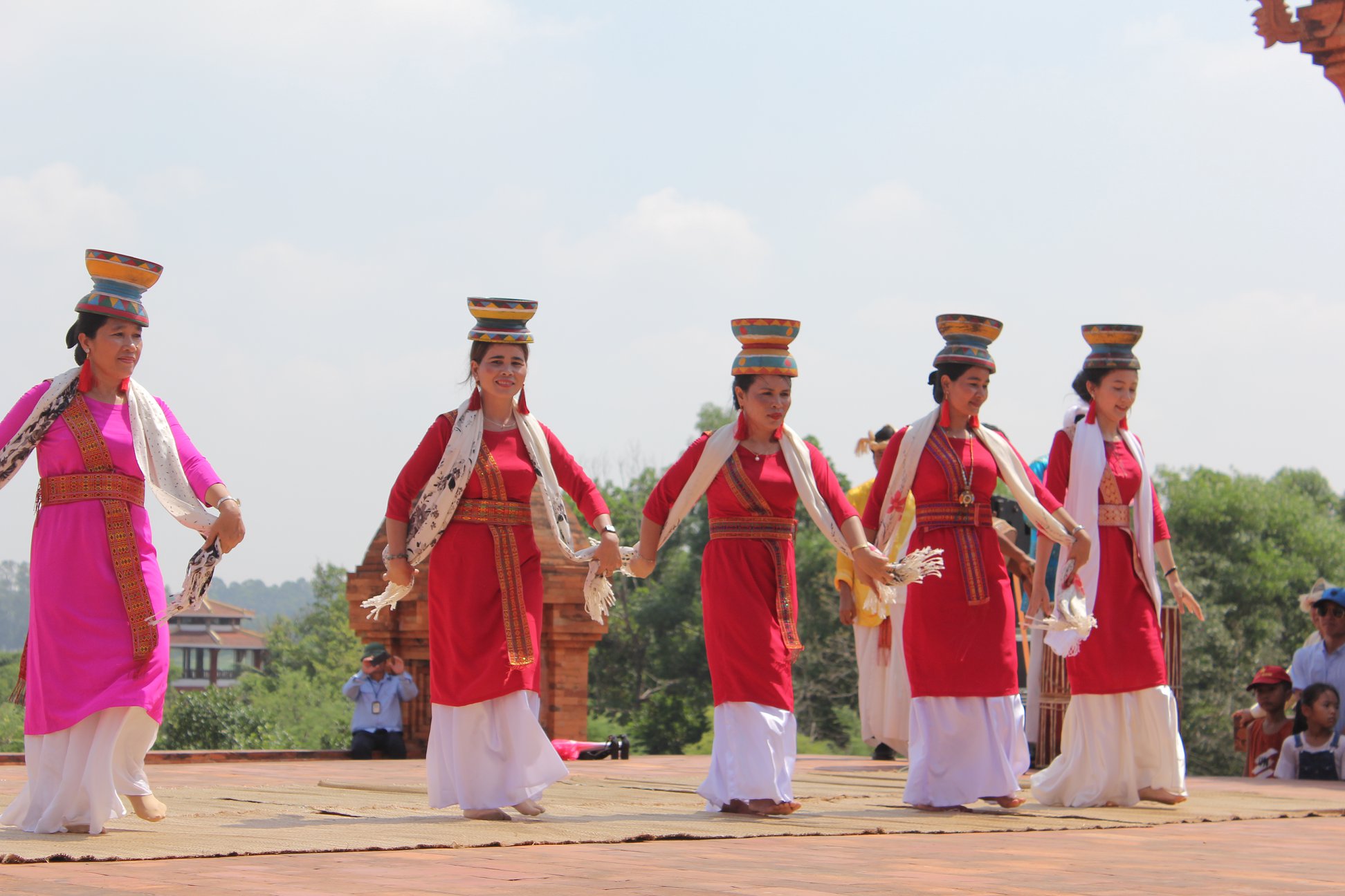 cham costume