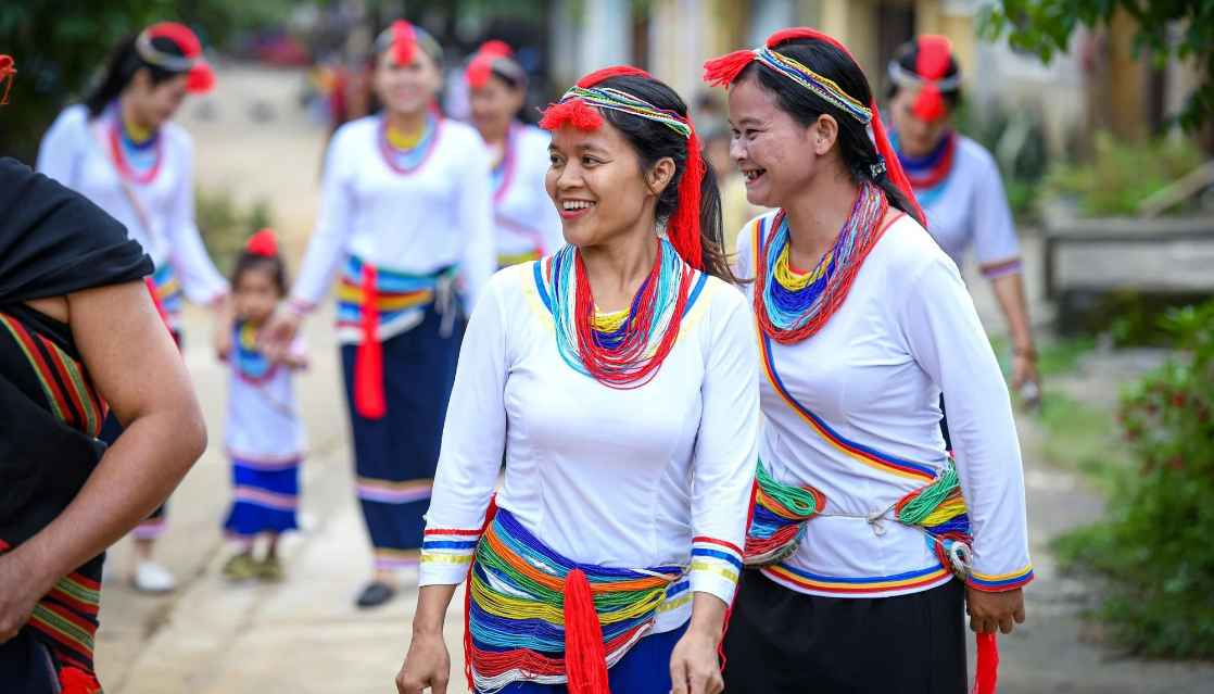 dân tộc co dân tộc co