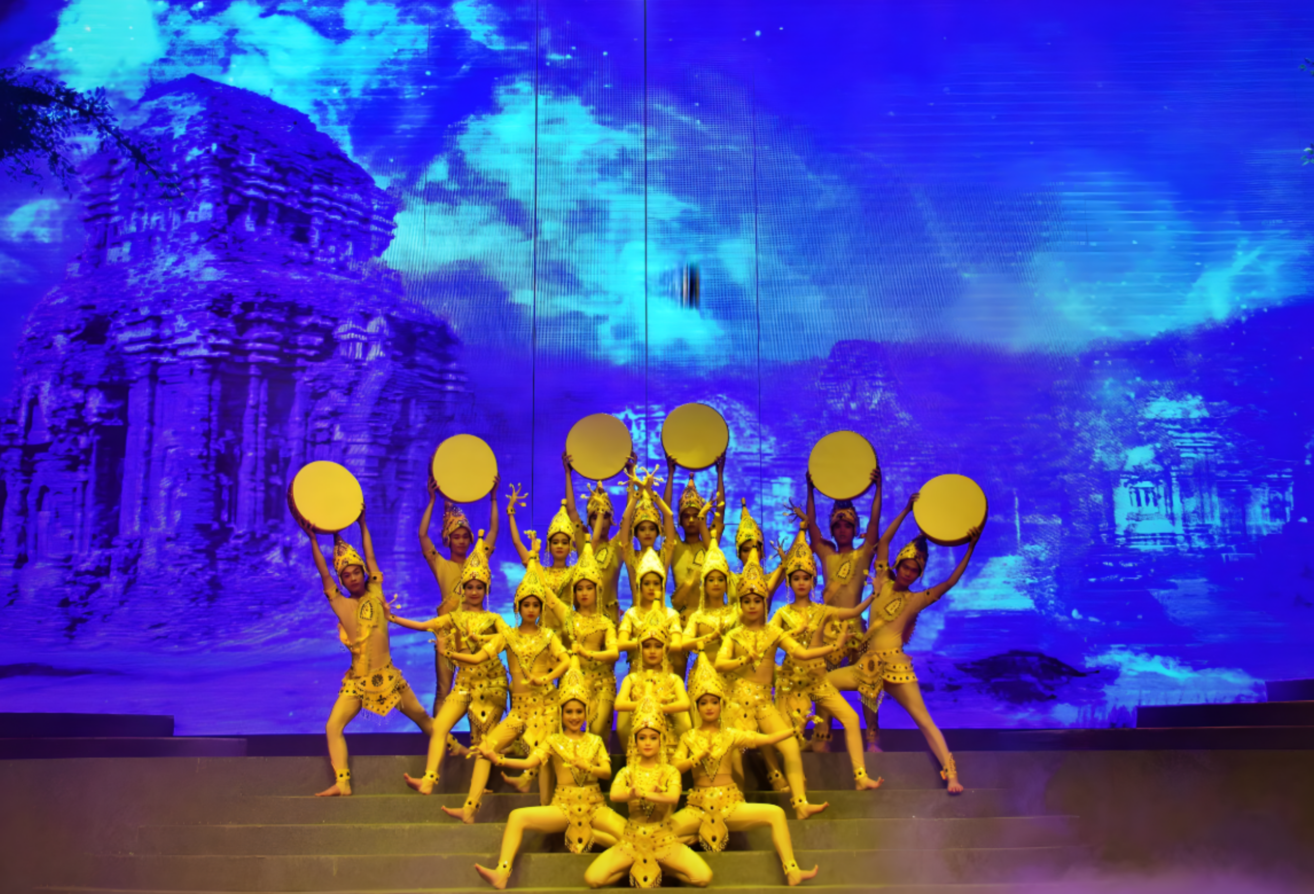địa chỉ show charming đà nẵng