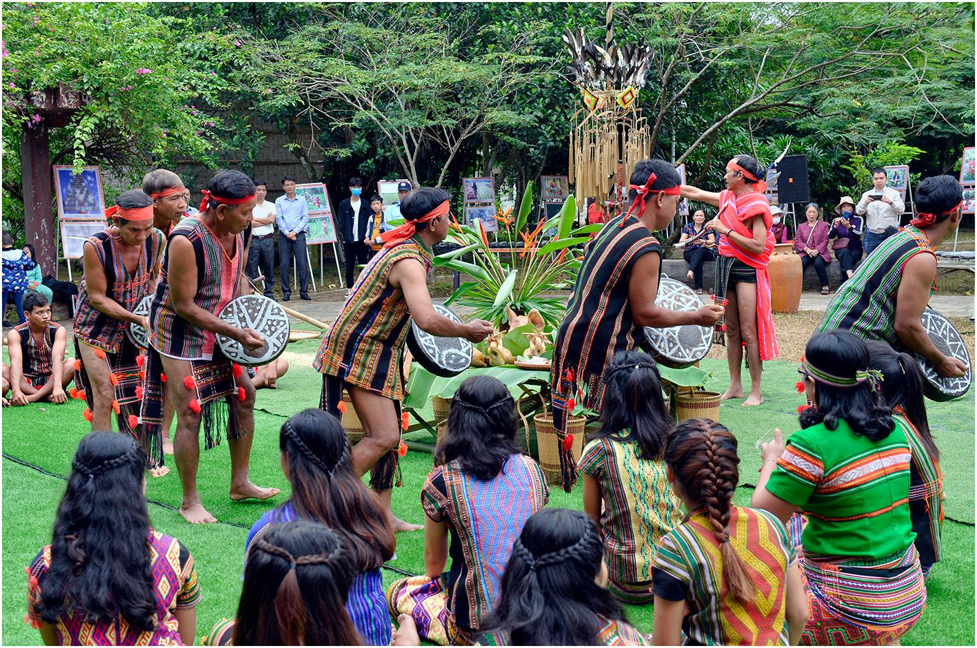 ethnic group stieng