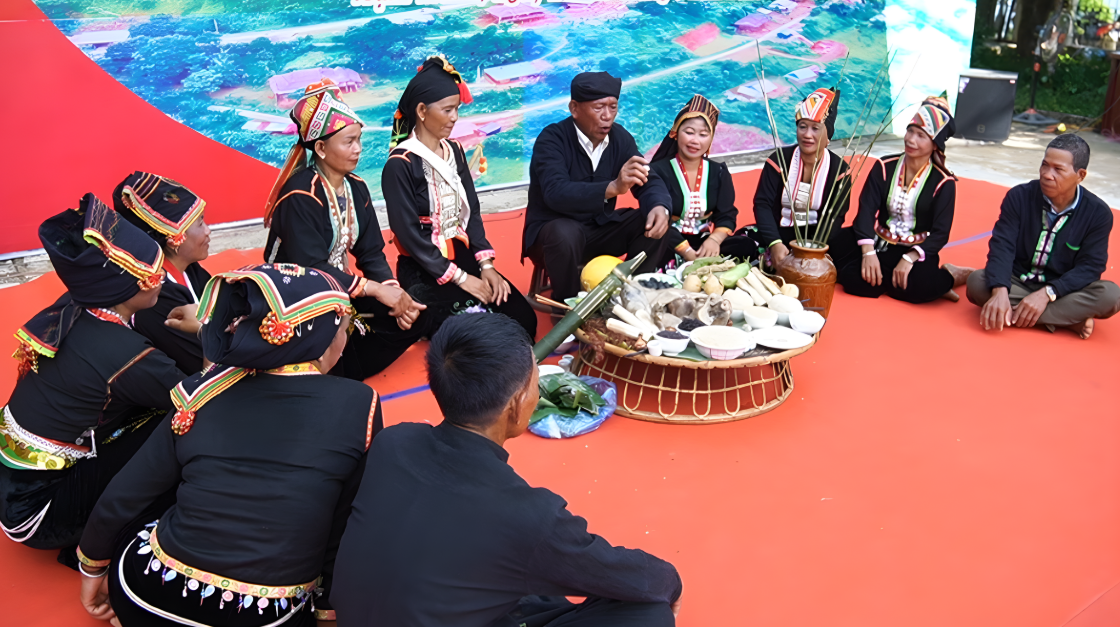 kho mu religion