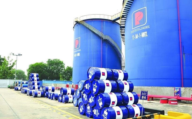 nhập khẩu xăng dầu Việt Nam