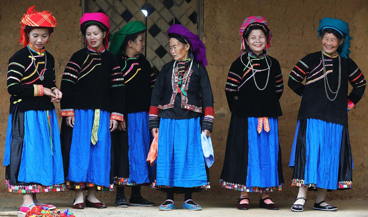 pu peo ethnic group in vietnam